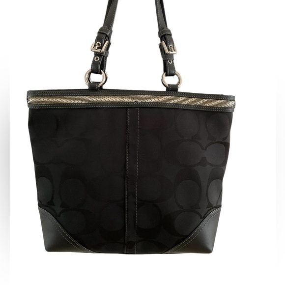 COACH GALLERY Women’s Bag Signature Beaded Tote/Shoulder Vintage Rare - Picture 2 of 14